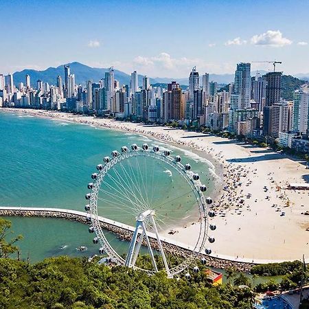 Apto A 100M Da Praia Central Balneário Camboriú Esterno foto